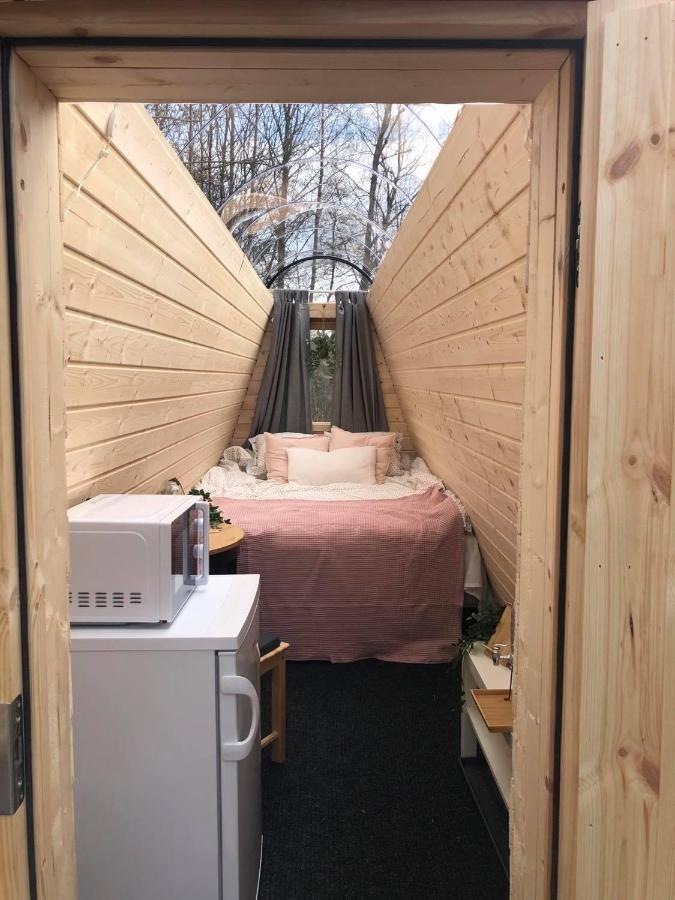 Niiralan Tila : Starlite Cabin Laitila المظهر الخارجي الصورة