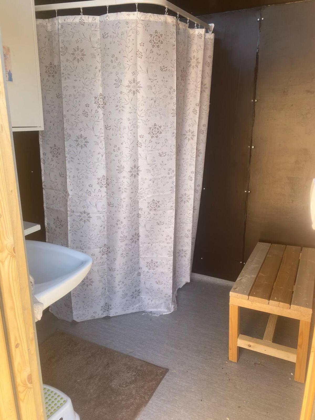 Niiralan Tila : Starlite Cabin Laitila المظهر الخارجي الصورة